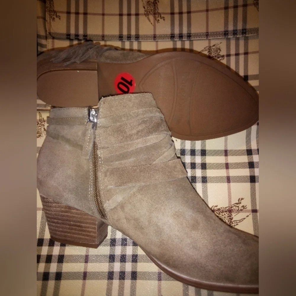 Franco Sarto new tag